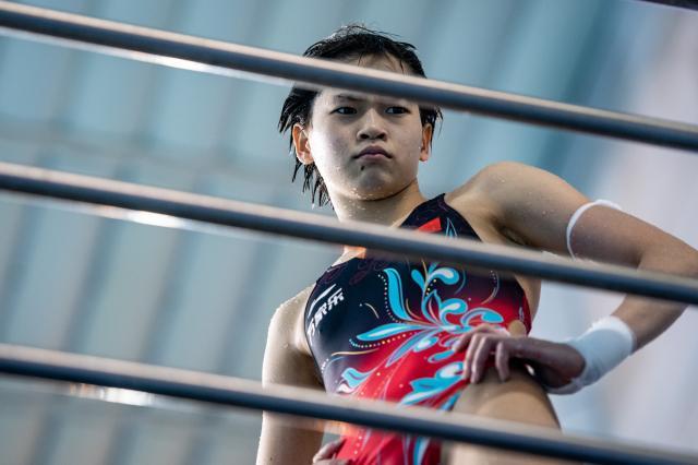 开云网站-又是207C 全红婵选拔赛不敌陈芋汐巴黎对决落下风