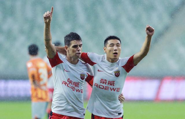 开云网站ac米兰的赞助商-奥斯卡德比战毕其功于一役？争冠之外公开谈论去留